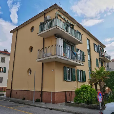 Faro Dell'estate Delizioso Bicamera Con Posto Auto Dietro La Apartment *