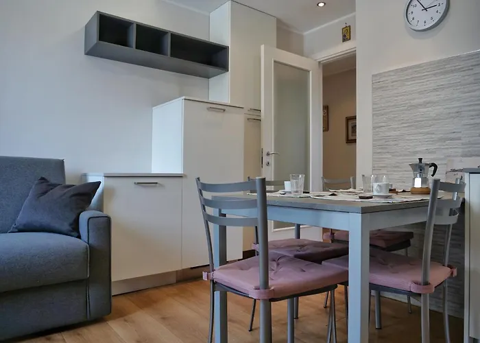 Lejlighed Faro Dell'estate Delizioso Bicamera Con Posto Auto Dietro La